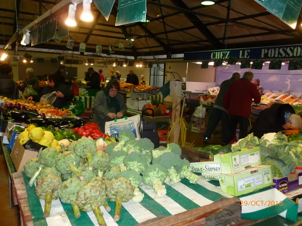 Marché du Centre à Beaumont-sur-Oise (95)