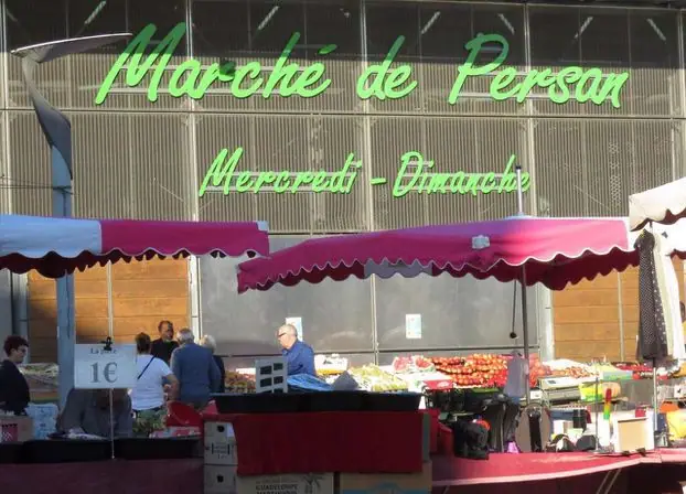 Marché du Centre à Persan (95)