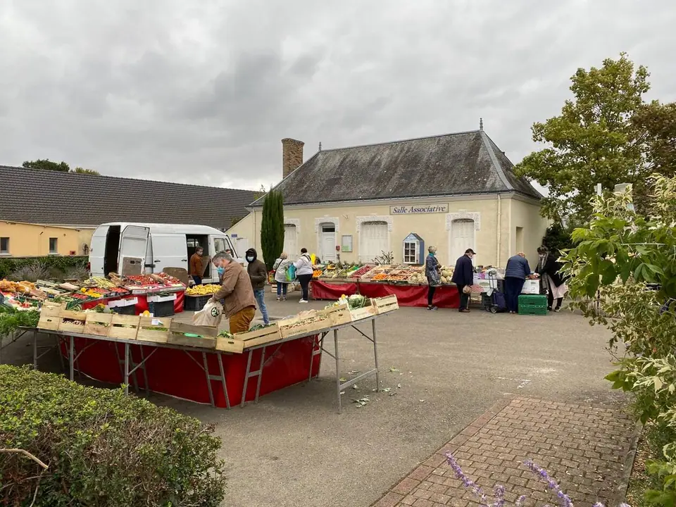 Marché du Centre à Guécélard (72)