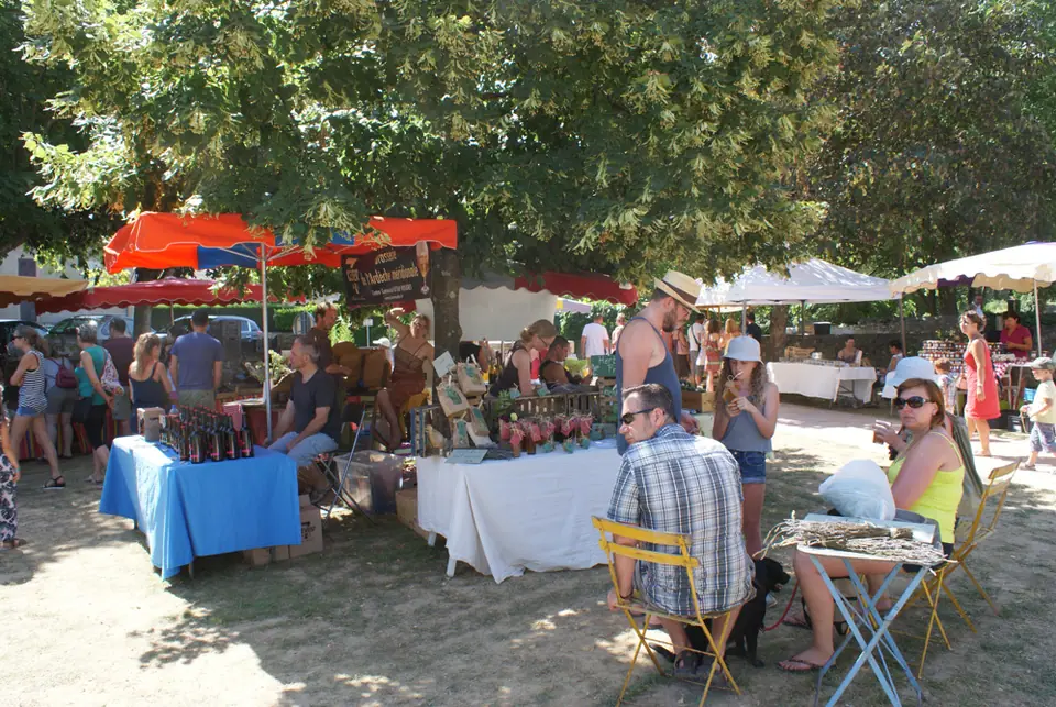 Marché de Pays à Salavas (07)