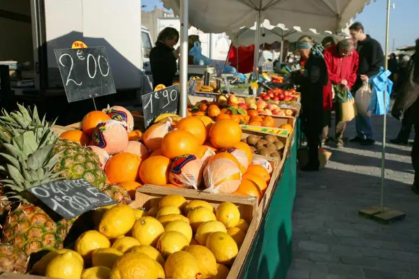 Marché Le Perray-en-Yvelines (78)