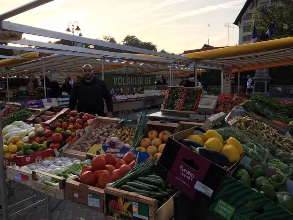 Marché du Centre à Méry-sur-Oise (95)
