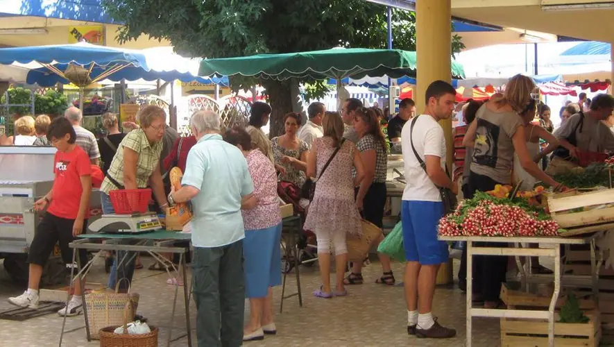 Marché du Chat d'Oc au Passage (47)