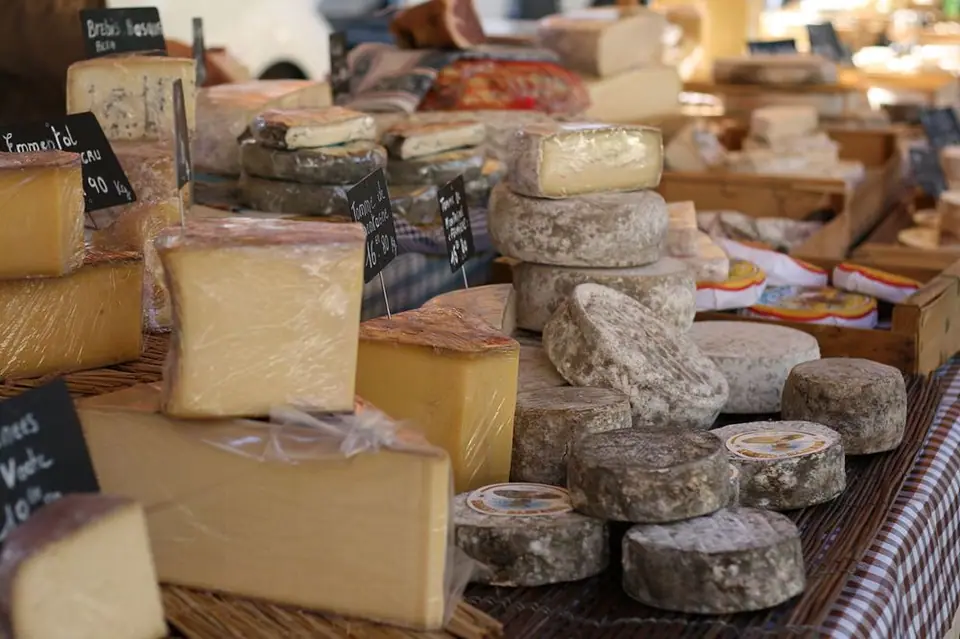 Marché du Centre à Arthès (81)