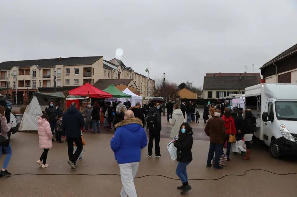 Grand Marché à Othis (77)