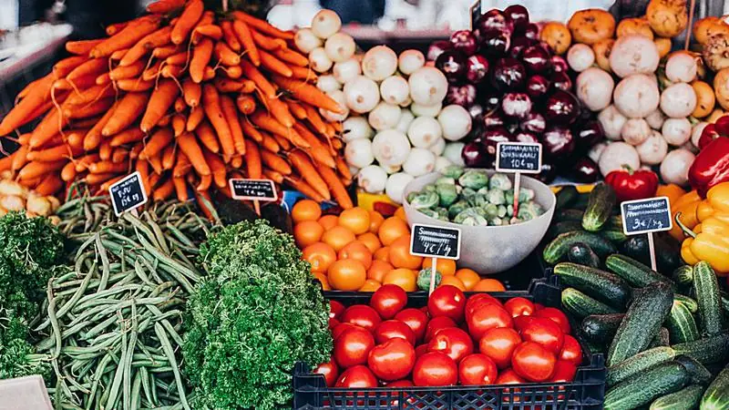 Marché du Centre à Poire sur Vie (85)