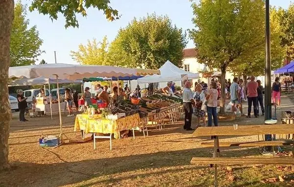 Marché du Centre à Cazeres sur Adour (40)
