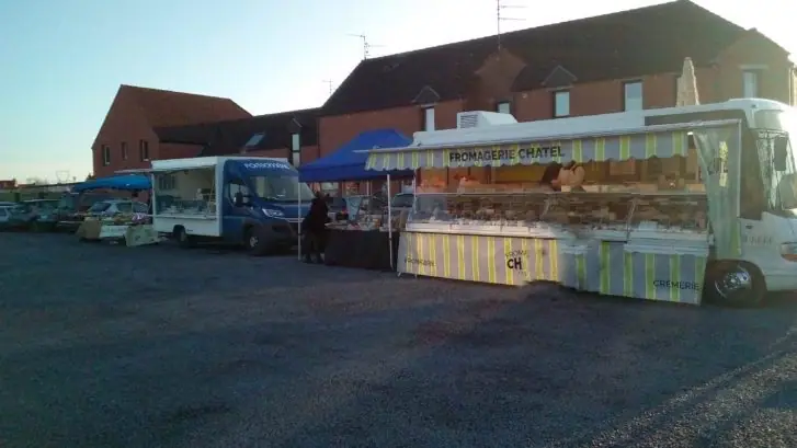 Marché du Centre à Mérignies (59)