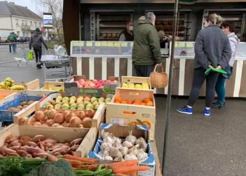Marché du Beauvoir à Châteaudun (28)