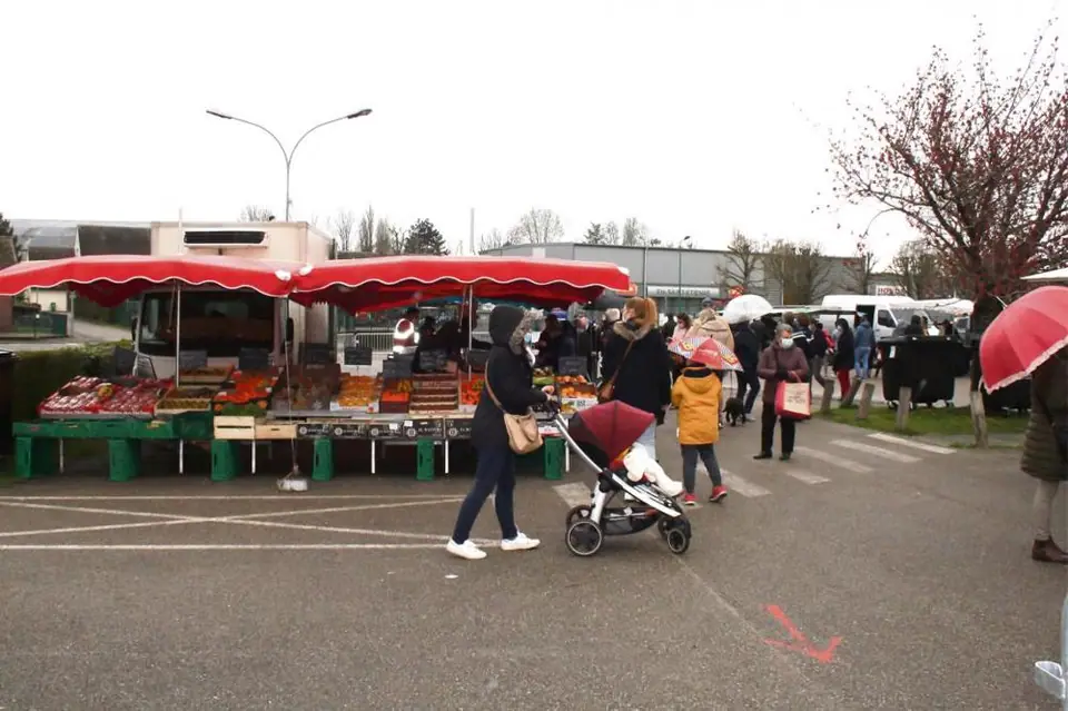 Marché de Boos (76)