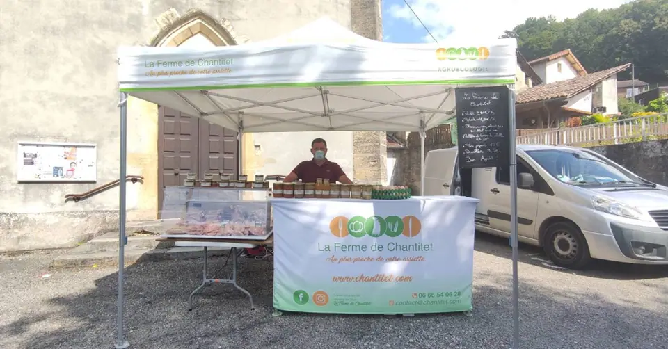 Marché semi-nocturne à Domarin (38)