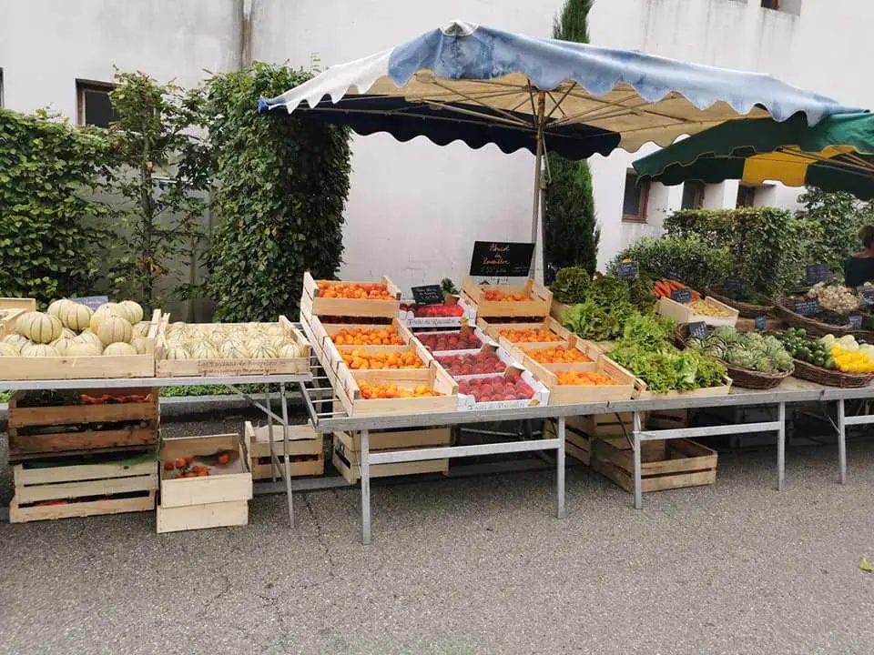 Marché du Centre à Seyches (47)