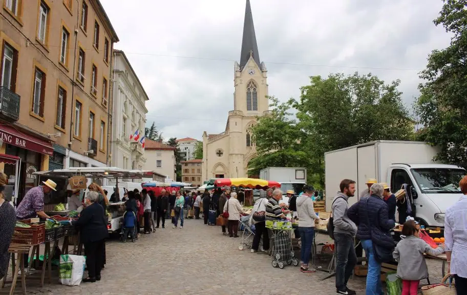 Marché du Centre à Vindry-sur-Turdine (69)