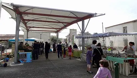 Marché du Centre à Sainte-Soulle (17)