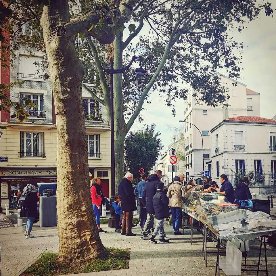Marché du Vel d'Hiv aux Lilas (93)