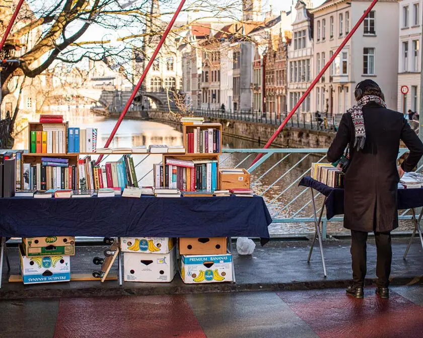 Marché aux livres à Gand (Belgique)