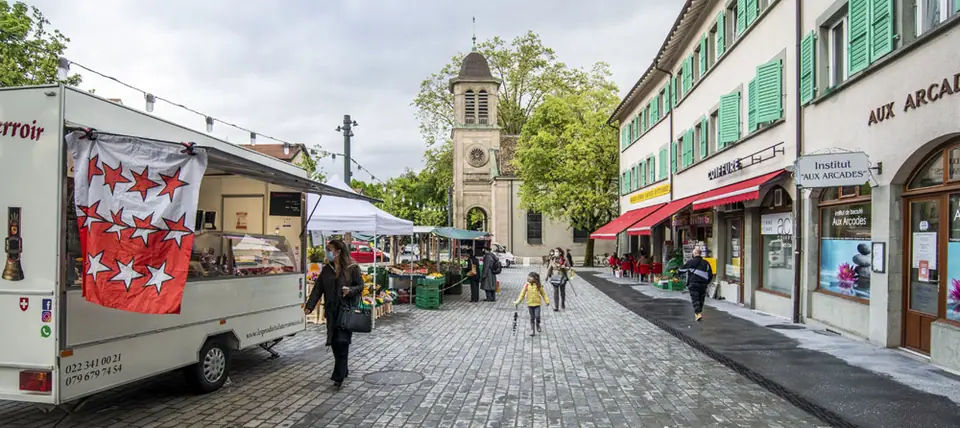 Marché du Petit-Saconnex à Genève (Suisse)
