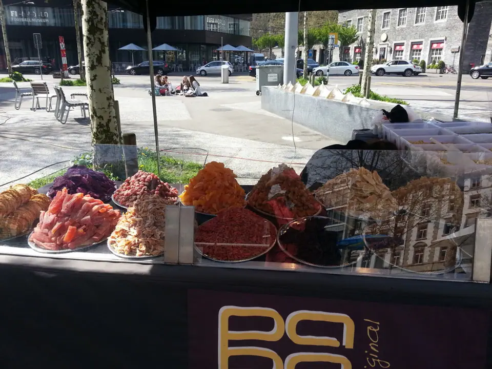 Marché Tessinerplatz à Zurich (Suisse)