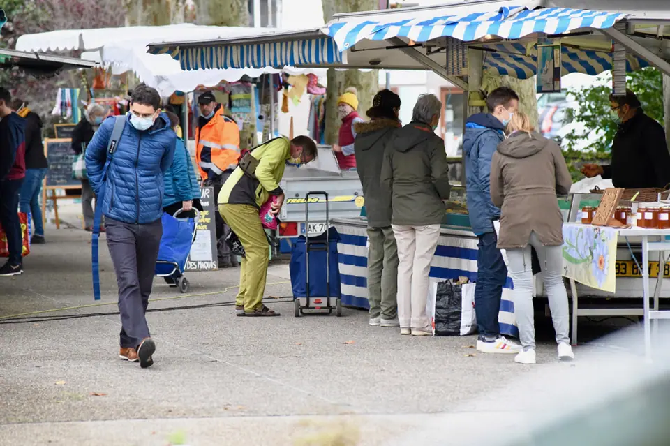 Marché du Centre à Gières (38)
