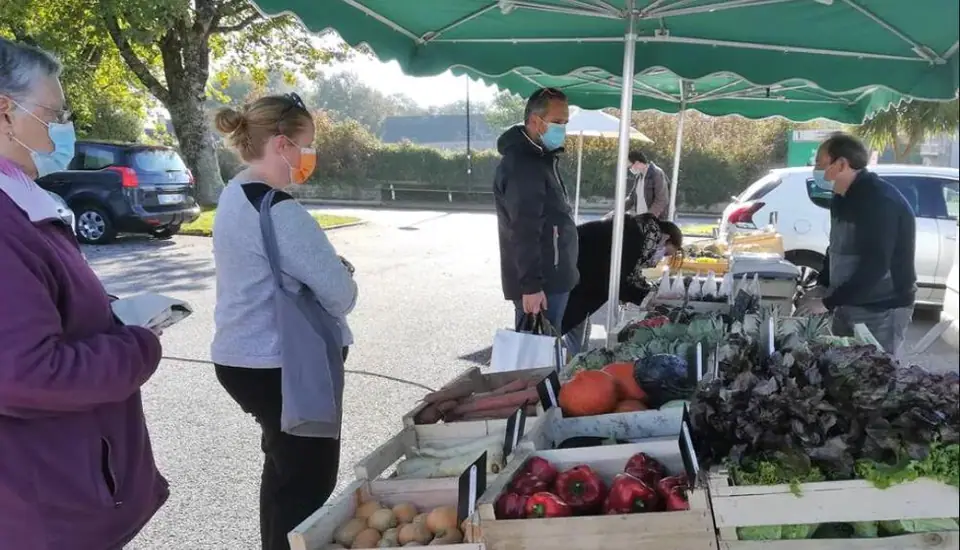 Marché du Centre à Langolen (29)