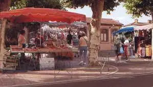 Marché de plein vent à Launaguet (31)