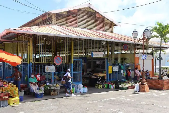 Marché du Centre au Robert (972)