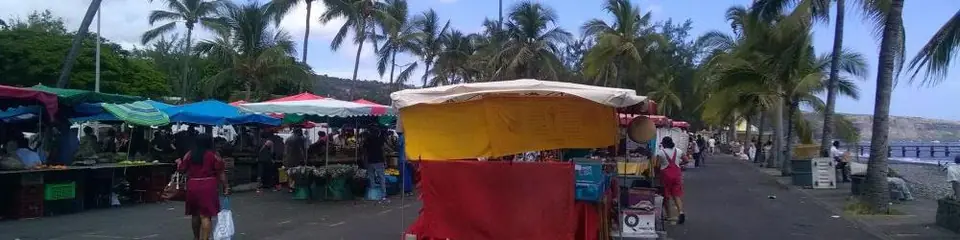 Marché forain à Saint-Paul (974)