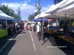 Marché du Centre à L'Étang-Salé (974)
