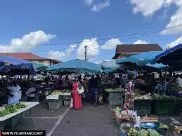 Marché du Centre à Saint-Laurent-du-Maroni (973)