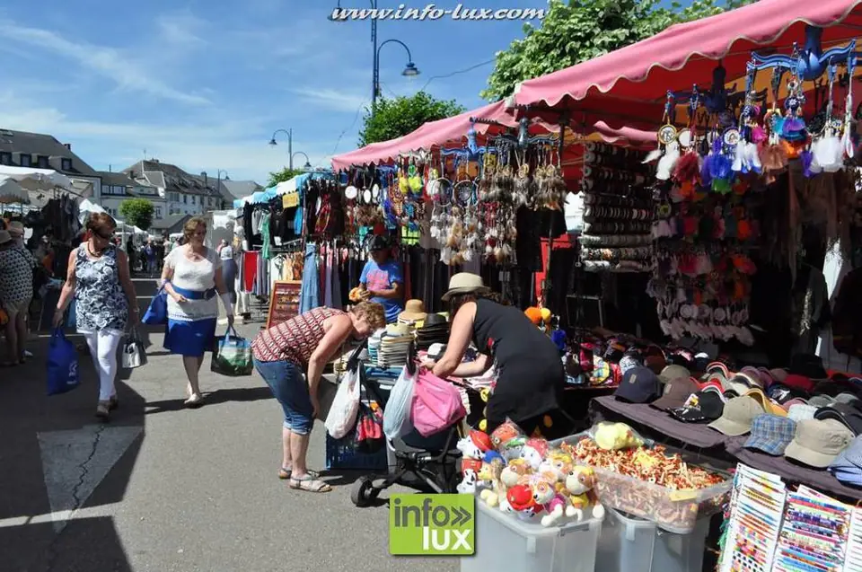 Marché du Centre à Florenville (Belgique)