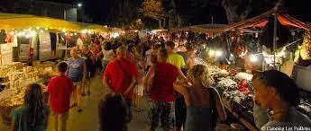 Marché nocturne à Ruoms (07)