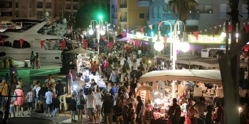Carré d'art à Port Fréjus (83)