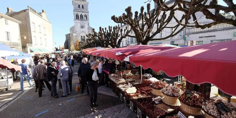 Marché des Producteurs de pays à Thiviers (24)