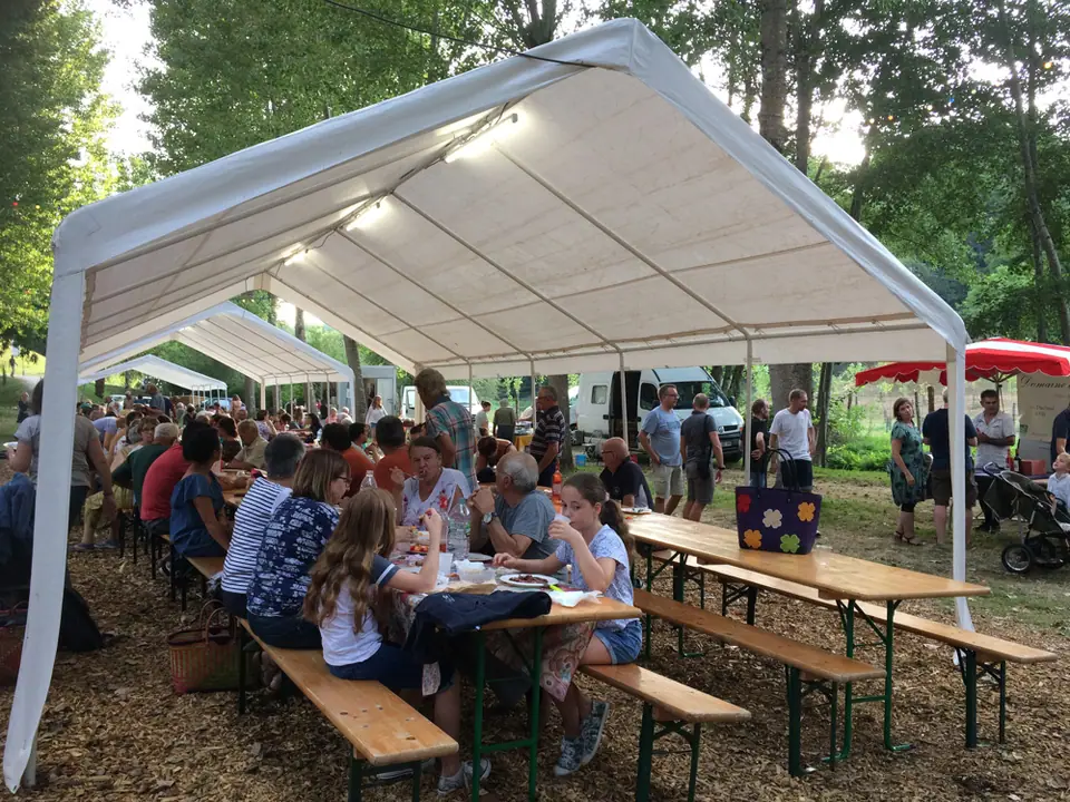Marché des Producteurs de pays à Besse (24)