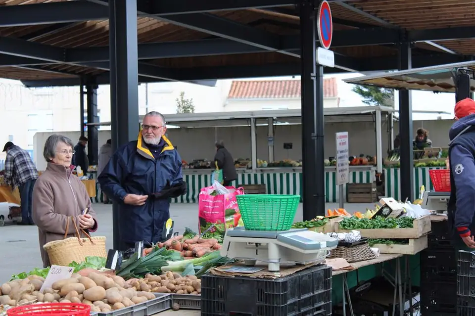 Marché du Centre à Longeville-sur-Mer (85)