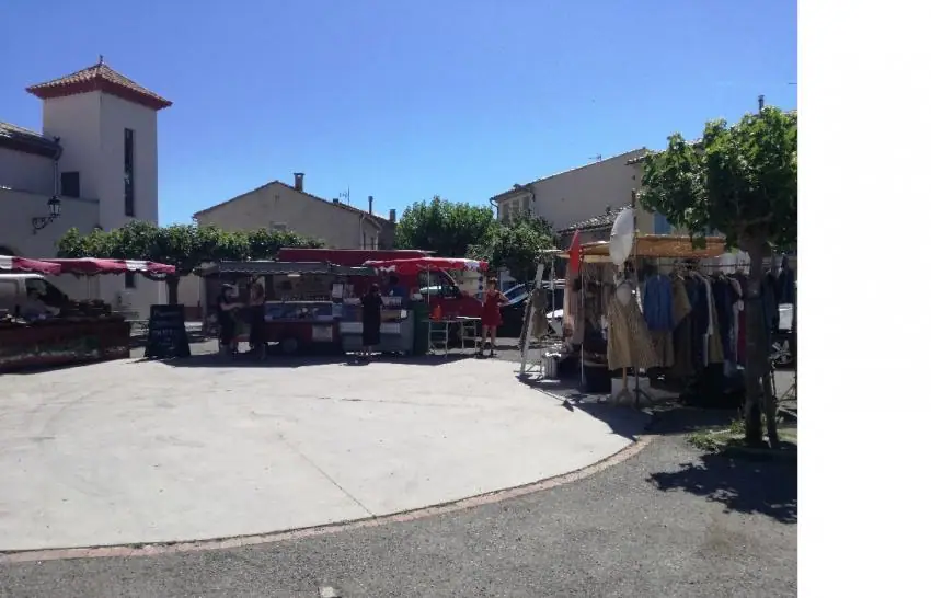 Marché du Centre à Peyriac-de-Mer (11)