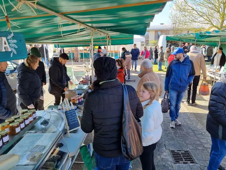 Marché de L'Orme St Marc à Bouray-sur-Juine (91)