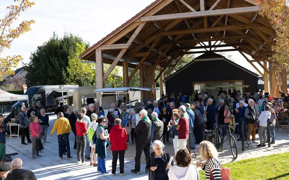 Marché du Centre à Mazere Lezons (64)