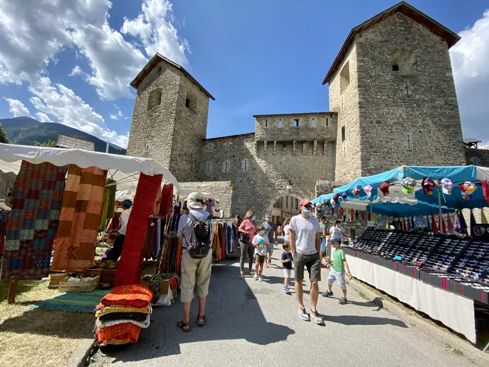 Marché du Centre à Colmars les Alpes (04)