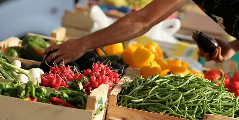Marché du Centre à Peymeinade (06)