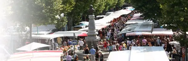 Marché du Centre à Lamastre (07)