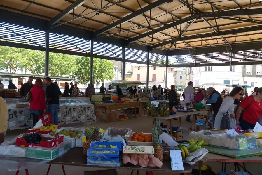 Marché du Centre à Tournon-sur-Rhône (07)