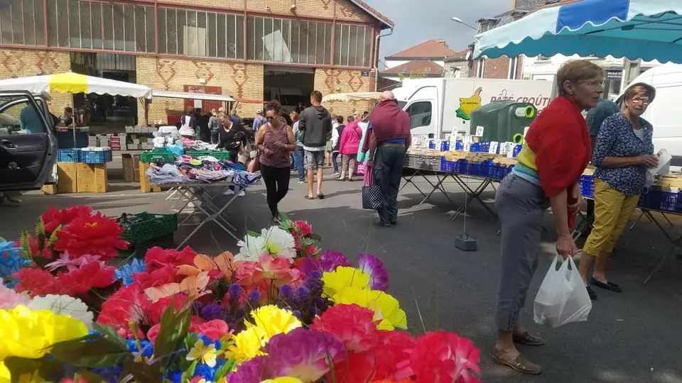 Marché du Centre à Rethel (08)