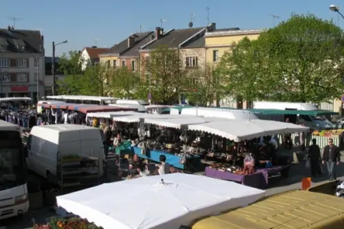 Marché du Centre à Vouziers (08)