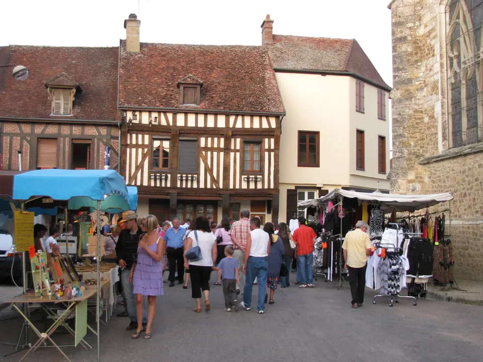 Marché du Centre à Chaource (10)