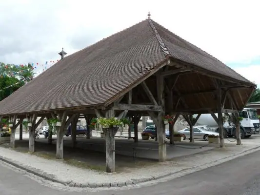 Marché du Centre à Estissac (10)