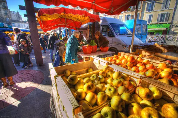 Marché Cours Julien à Marseille 6e