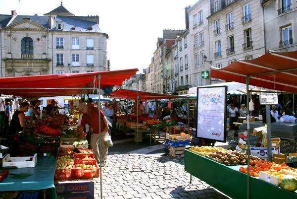 Marché Saint Sauveur à Caen (14)