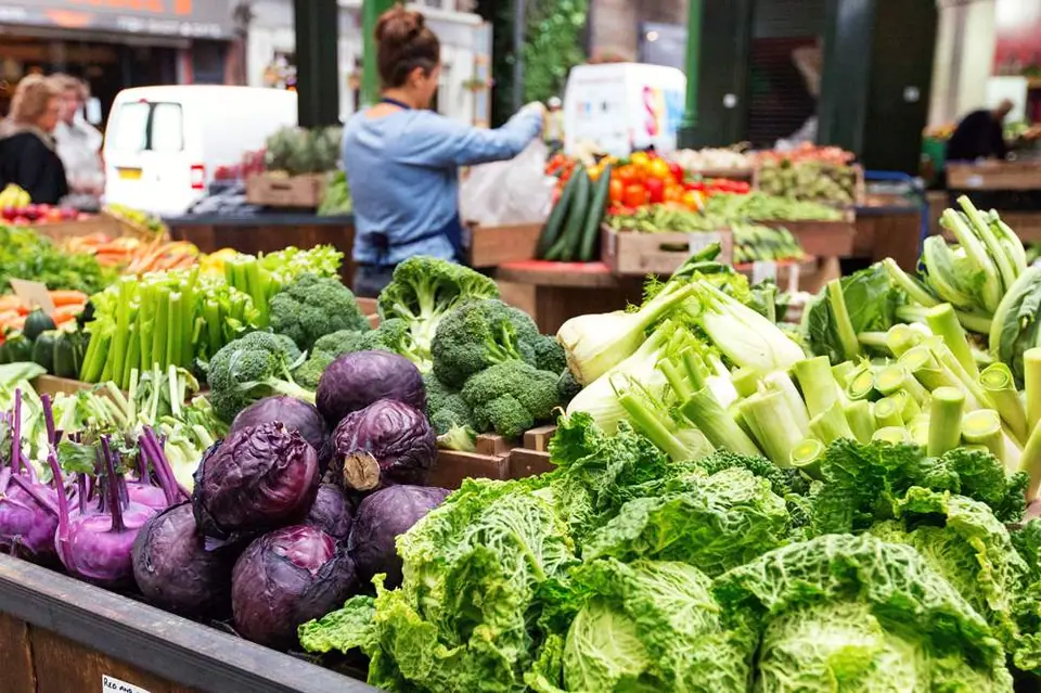 Marché du Centre à Arvert (17)