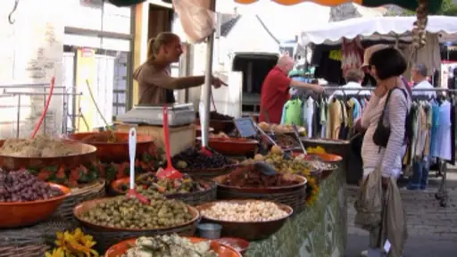 Marché du Centre à Plestin-les-Grèves (22)